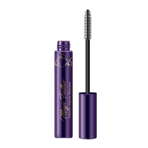 Elevate your makeup routine with Magic Feather Intense Volume Mascara